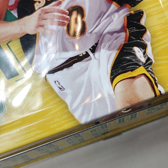 Seattle SuperSonics Metal Lunchbox - Picture 11 of 11